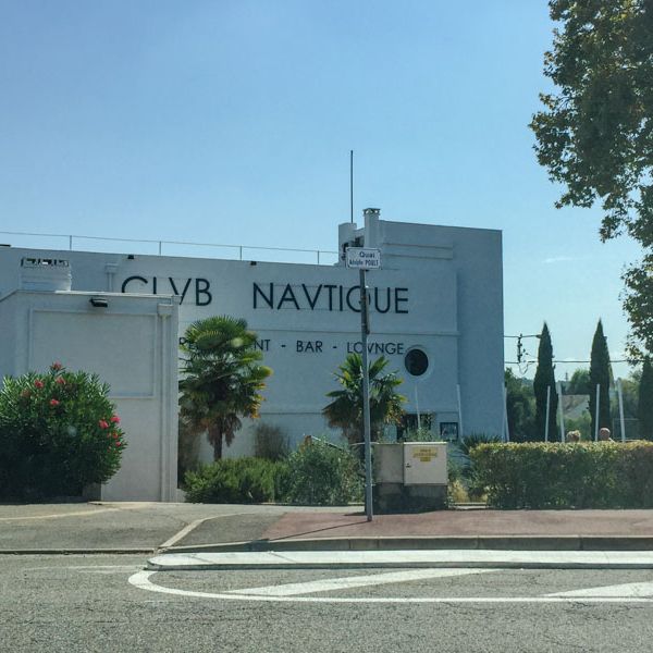 RAVALEMENT restaurant club nautique montauban