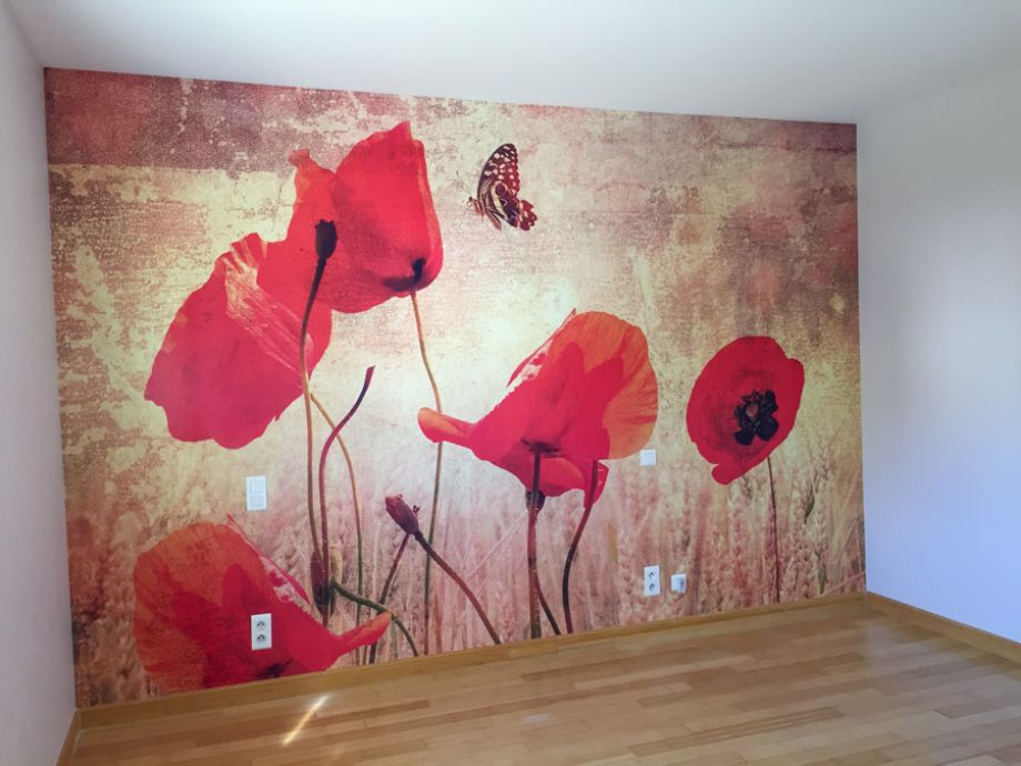 Revêtement sur mur avec motif coquelicot